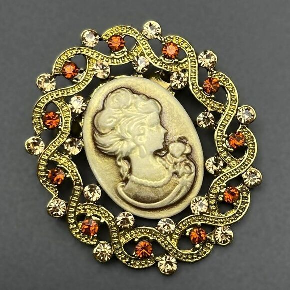 Yellow Gold with Champagne Topaz Crystal Victorian Lady Cameo Pin Back Brooch - Picture 1 of 7